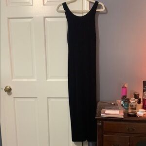 Elegant Black Sleeveless Dress